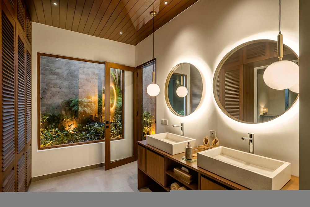 Villa Nusantara 3 by Alfred in Bali - Luxury 4bdr Brand New Villa Near Pererenan Beach Canggu