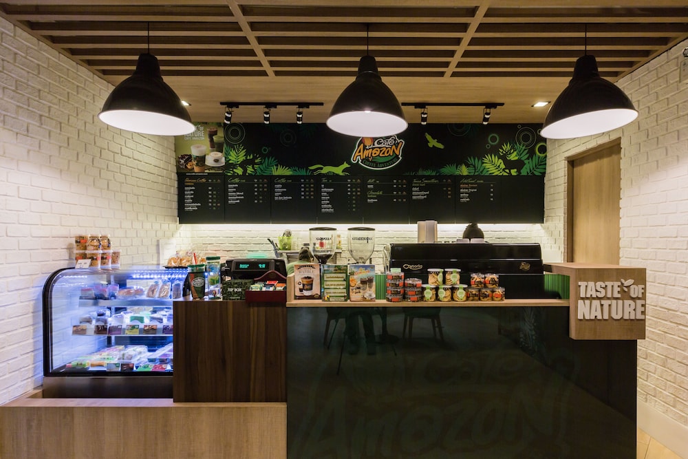 Snoozz Hotel - Hostel