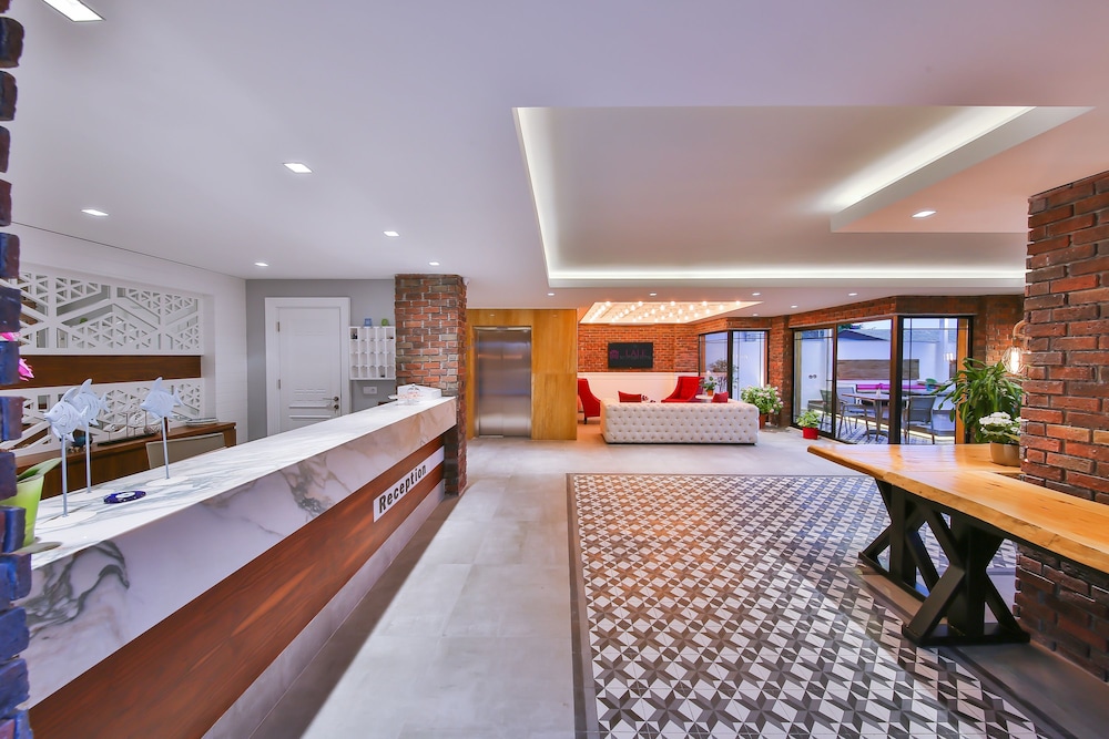 Lale Hotel - Image 5
