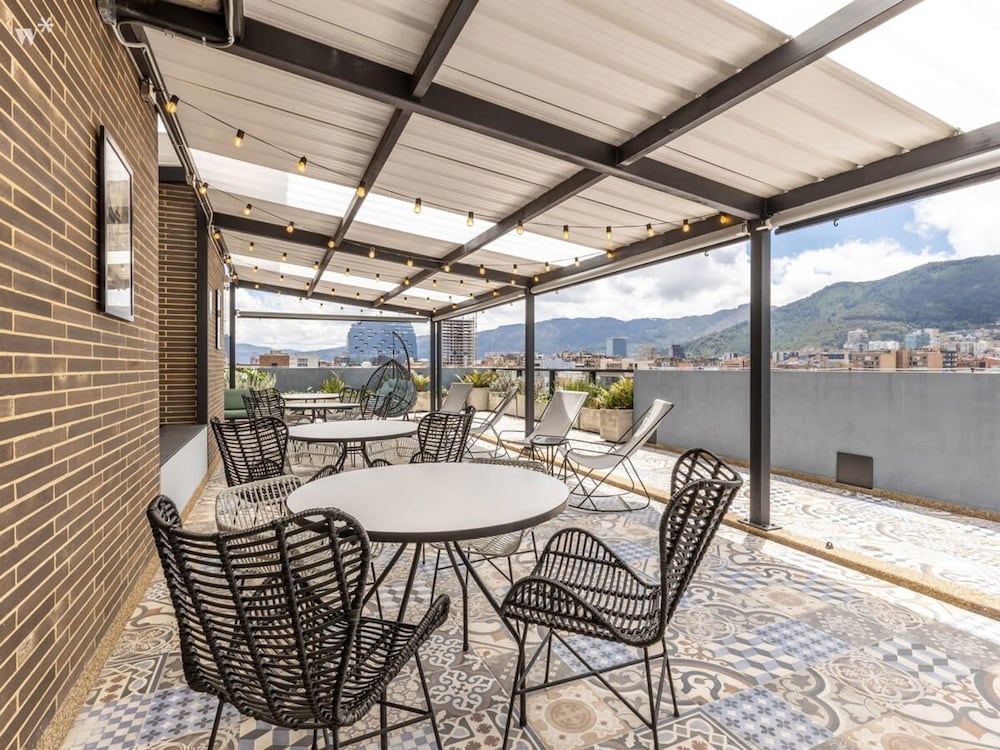 w Wonderful 2BR in Parque Virrey