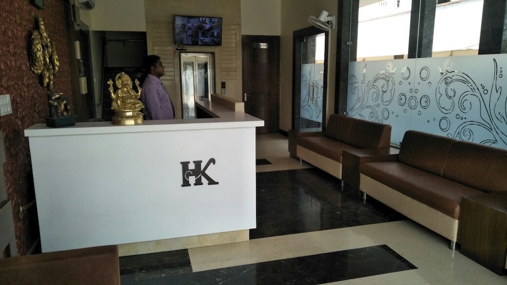 H K Hotel & Lawns