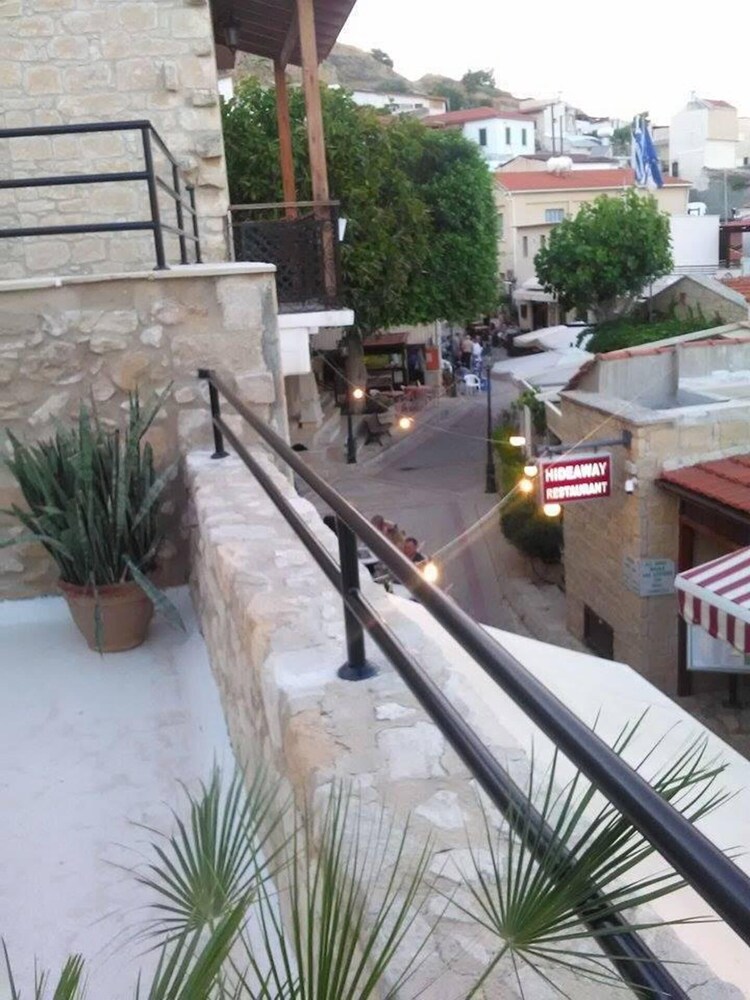Photo 21