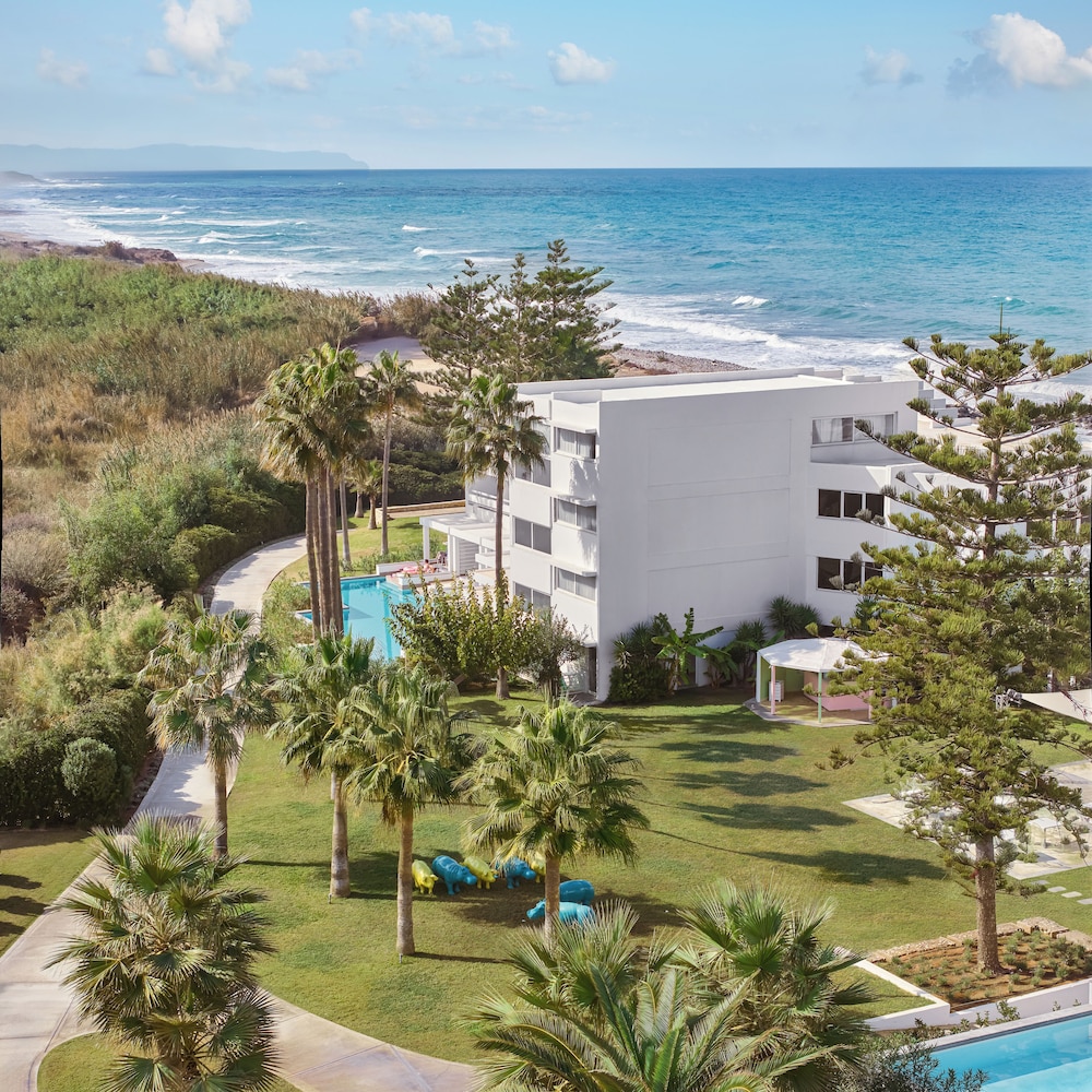 Hotel Grecotel Luxme White - Image 1