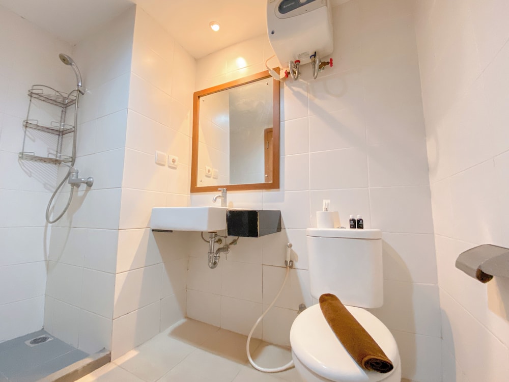 The Modern Monastery Studio At Beverly Dago Apartment