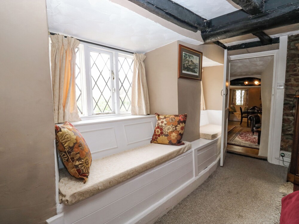Hearthstone East Cottage