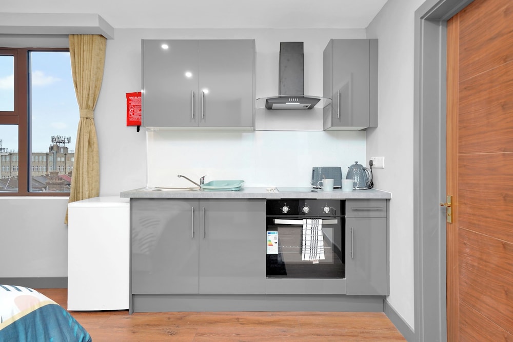 East London Studio Apartment - Ilford