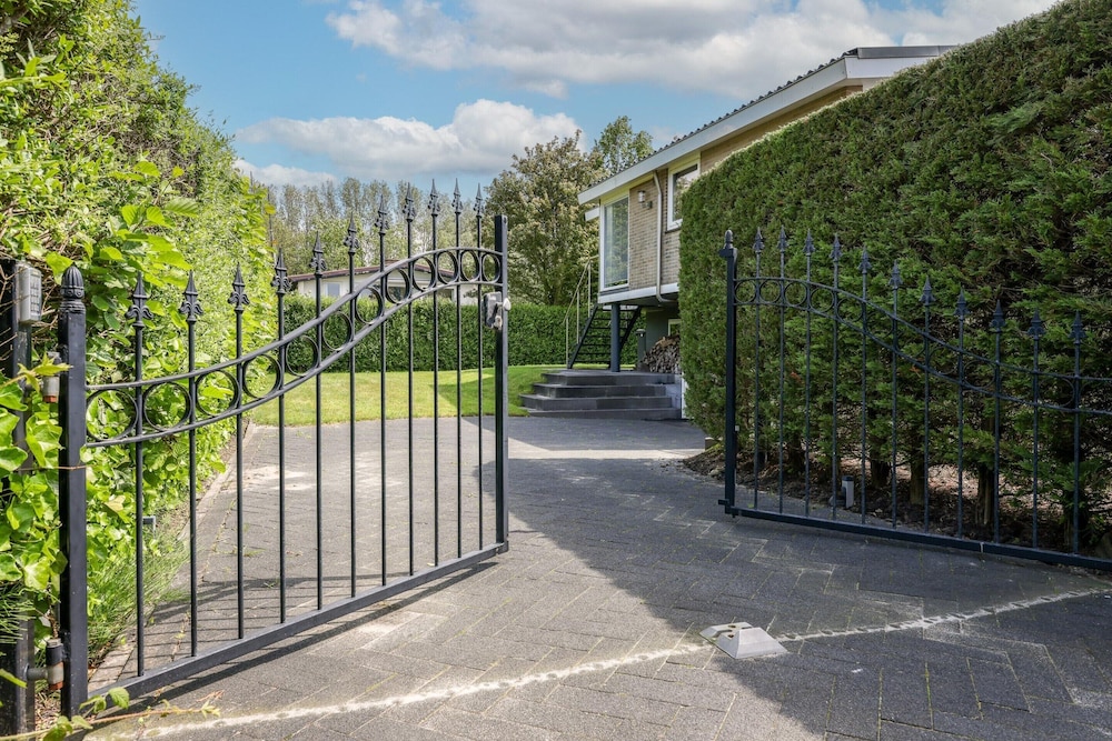 Holiday Home Kamperland Near Veerse Meer