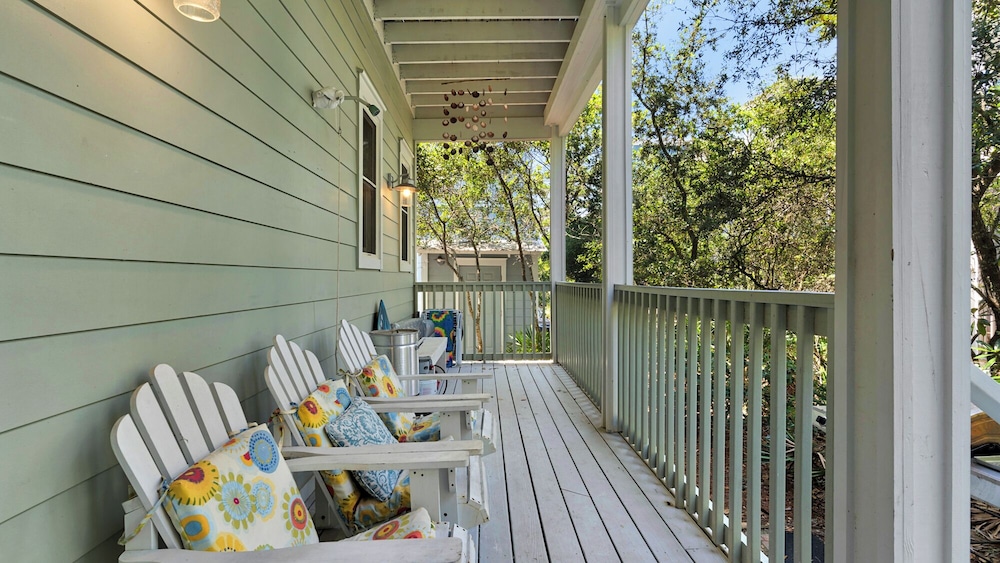 Just A Minute to the Beach ~ 2 Community Pools ~ Seagrove Beach view 2