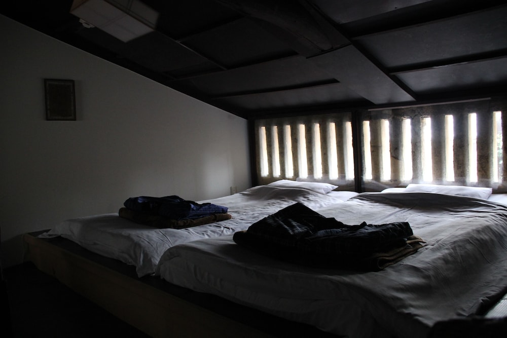HARUYA Umekoji - Hostel
