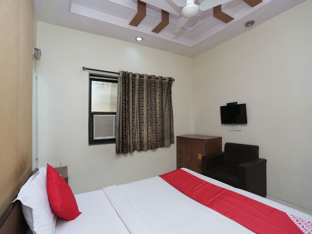 OYO 12914 Hotel Jagdish