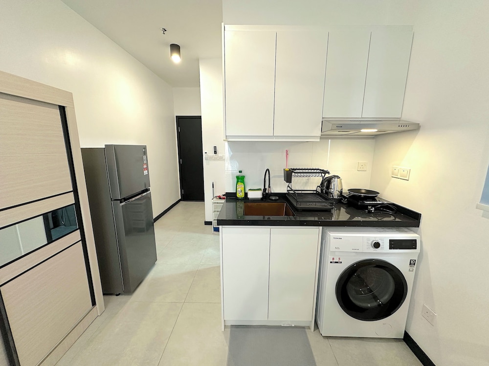 Neu Suites By Serenity Vacation Homes