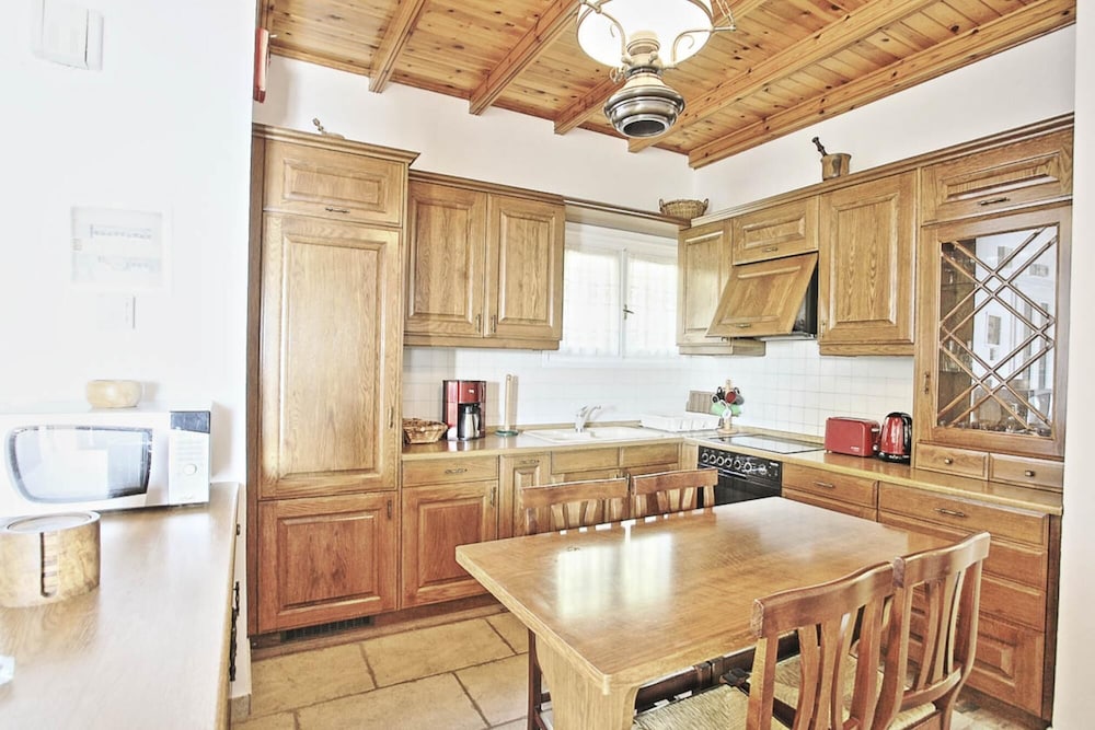 Villa Elpida Private Pool Walk to Beach Sea Views A C Wifi Car Not Required - 2423 view 5
