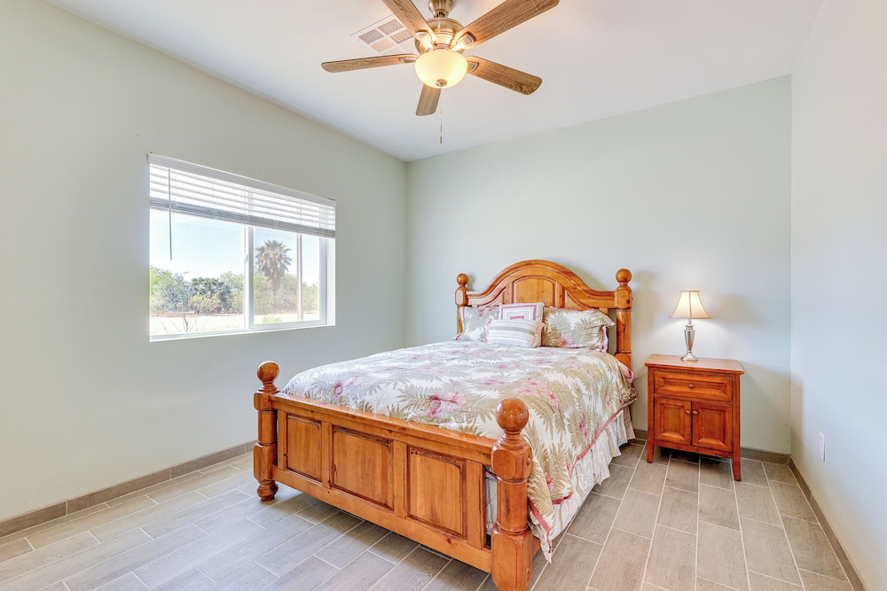 Mtn Views: Spacious Family Home in Casa Grande!