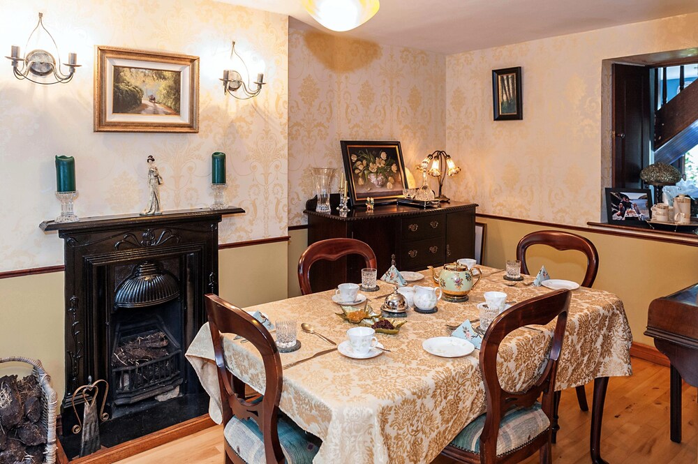 Ivy Cottage