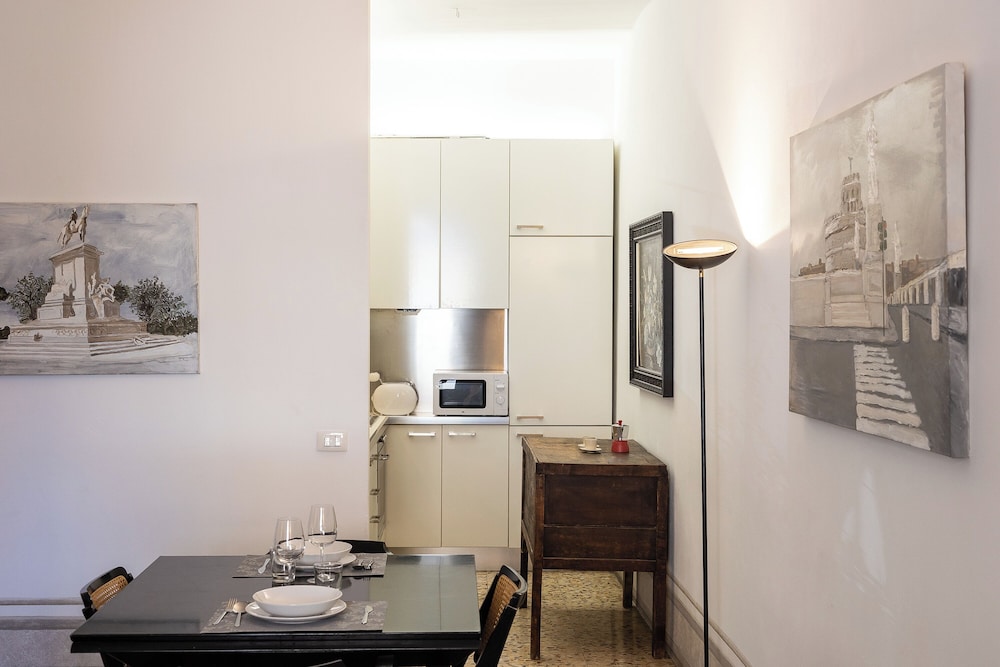 Angelico Apartment
