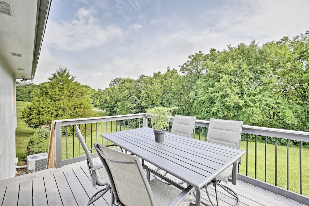 Modern Excelsior Springs Home w/ Deck & 3 Acres!