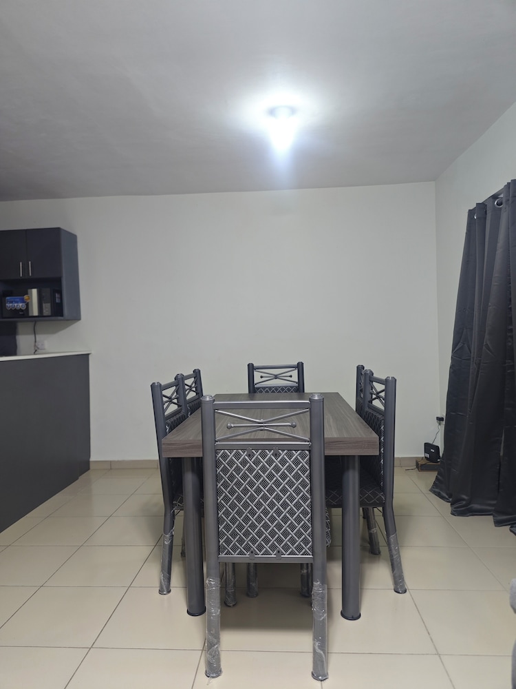 Casa 3 recámaras cerca del aeropuerto