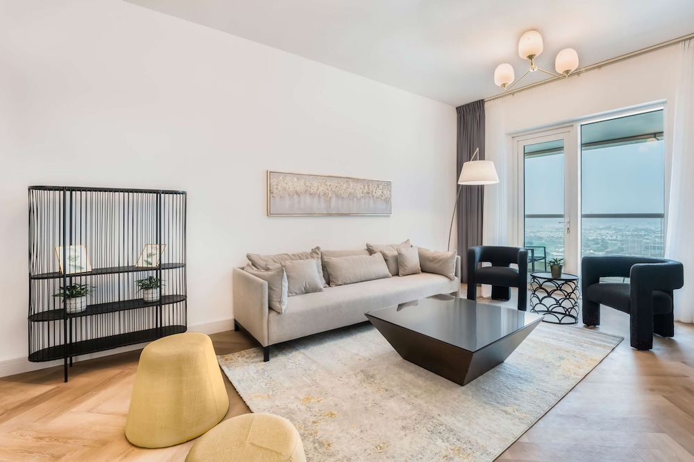 Silk Valley-Luxury 2B close to Beach