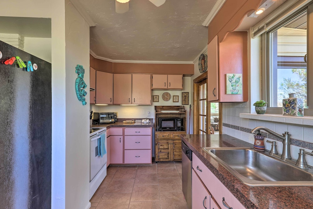 Walk to Watson Lake: Private Prescott Home!