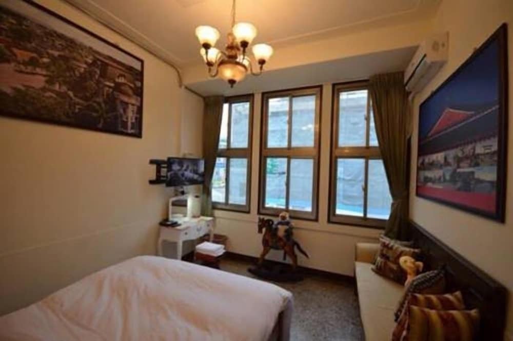 Tung Ning Hostel - Taiwen St. view 3