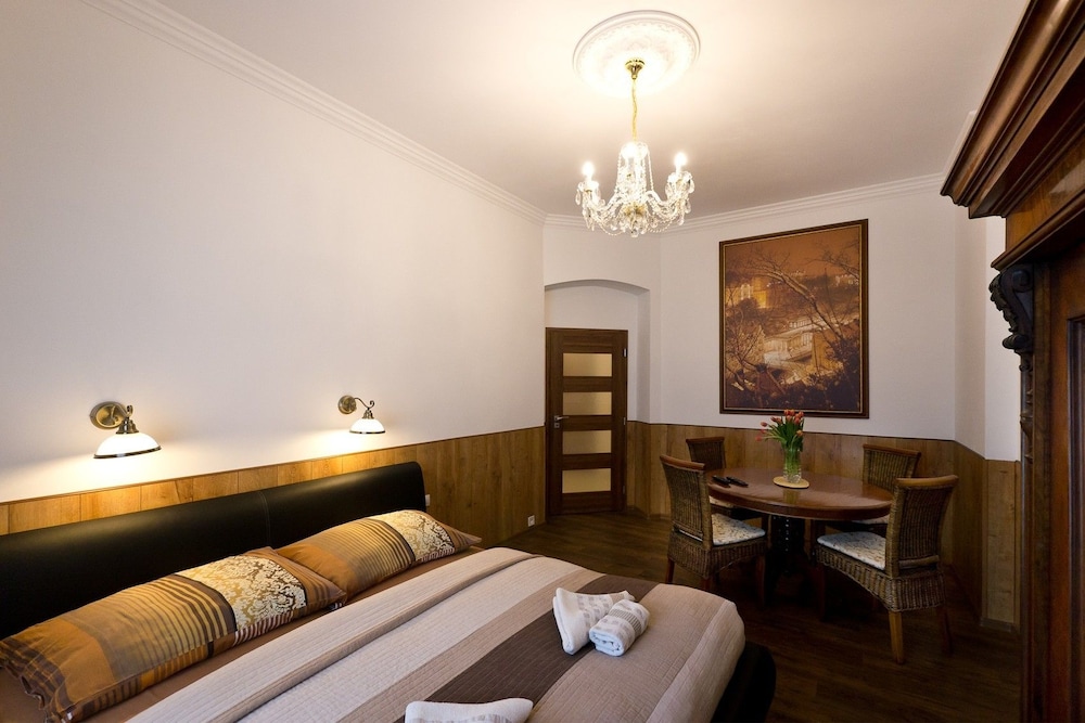 Apartment Karla Capka Street