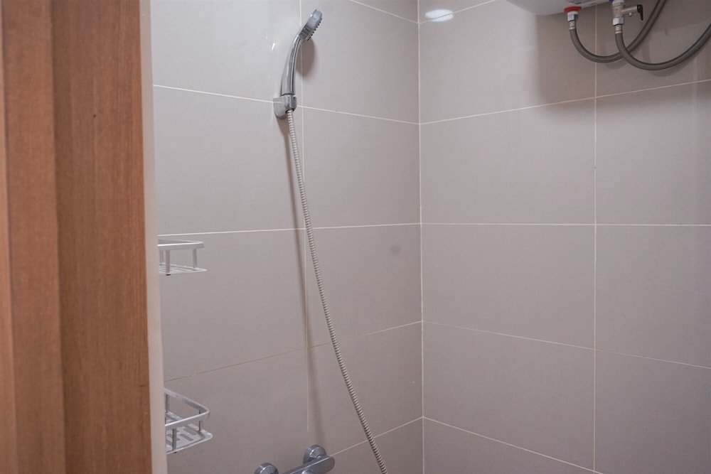Best Furnished Studio (No Kitchen) Apartment At B Residence