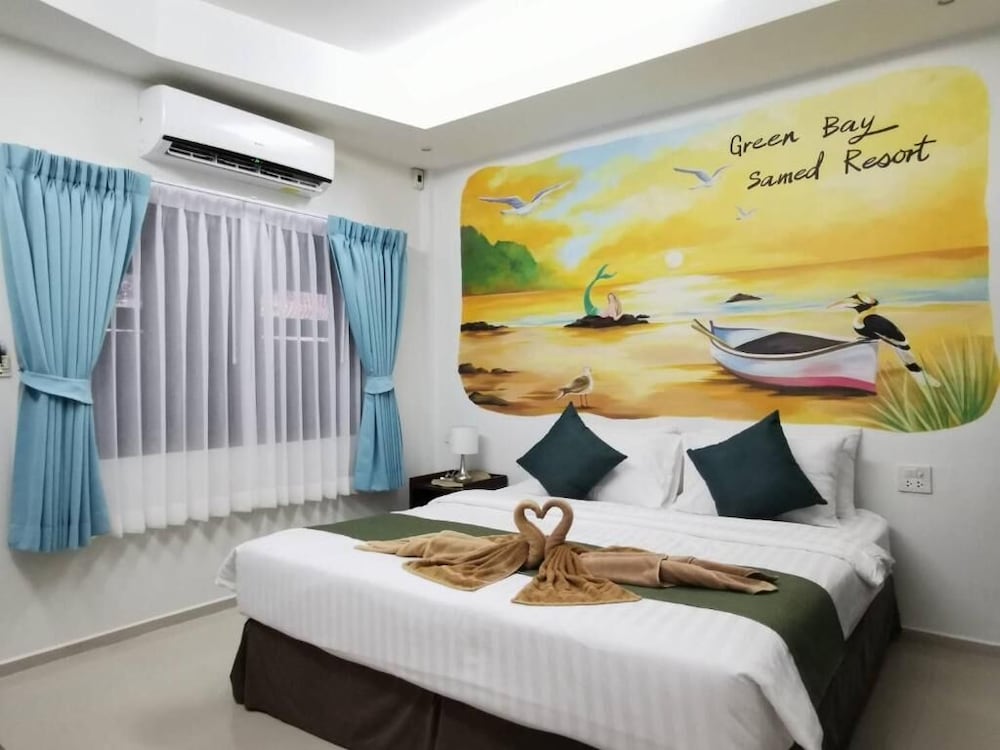 Green Bay Samed Resort