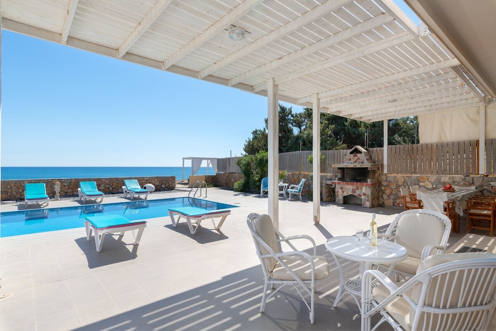 The Rhodes South Escape Beachfront in Plimiri
