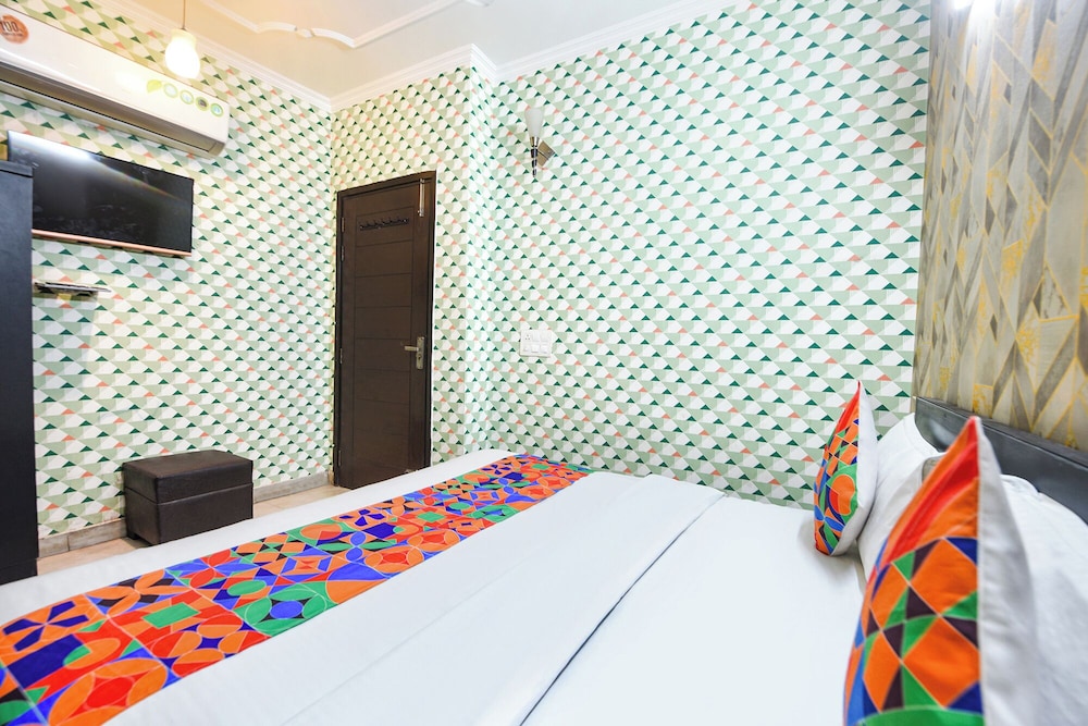 Fabhotel Chaudhary Palace