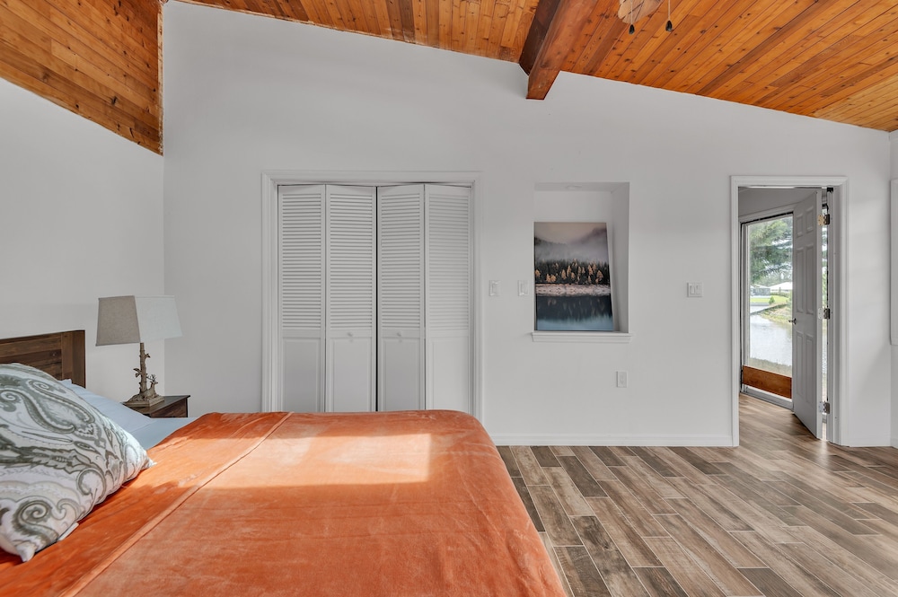 Relaxing Family Retreat In The Heart Of Sebastian 3 Bedroom Home