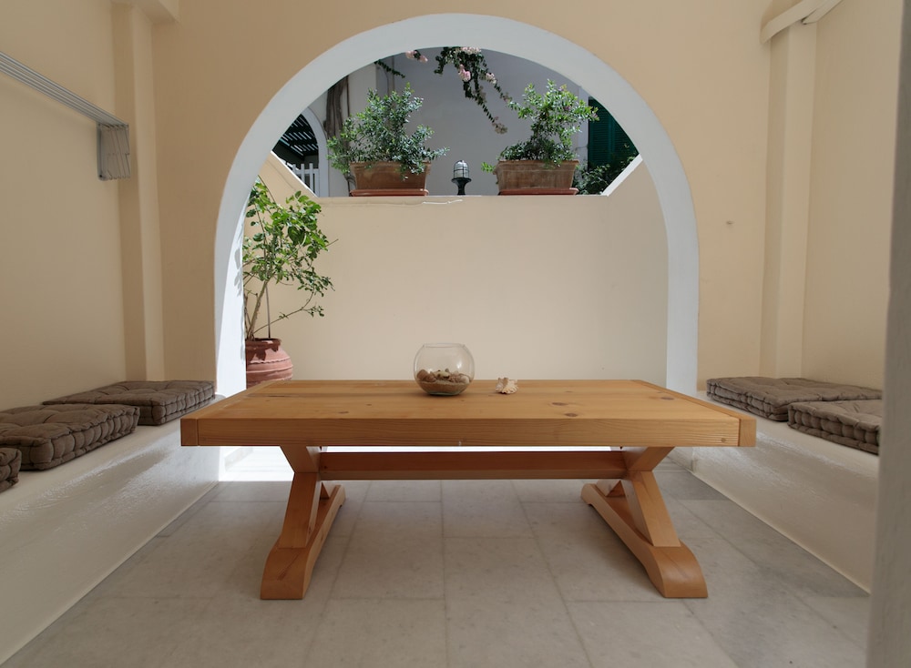 Photo 44