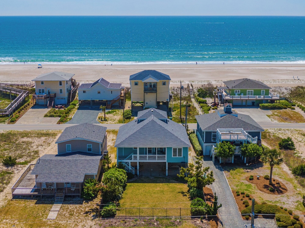 The Water Bear by Topsail Realty