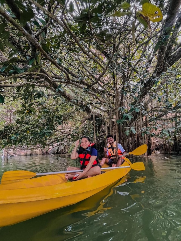 Crush River Villa Hikkaduwa