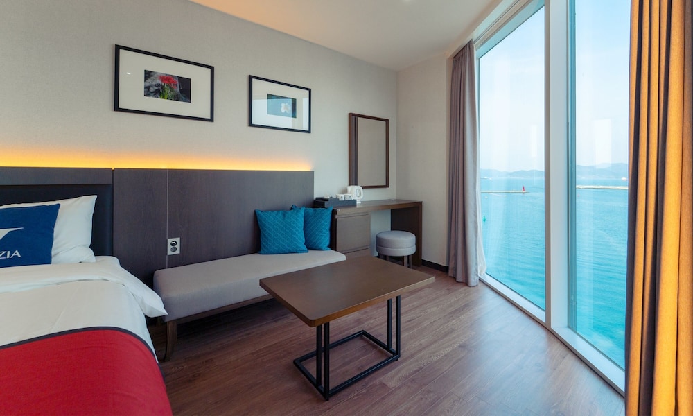 Venezia Hotel and Suite 11