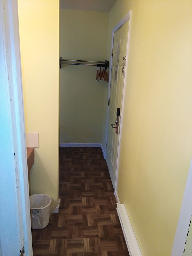 Photo 33