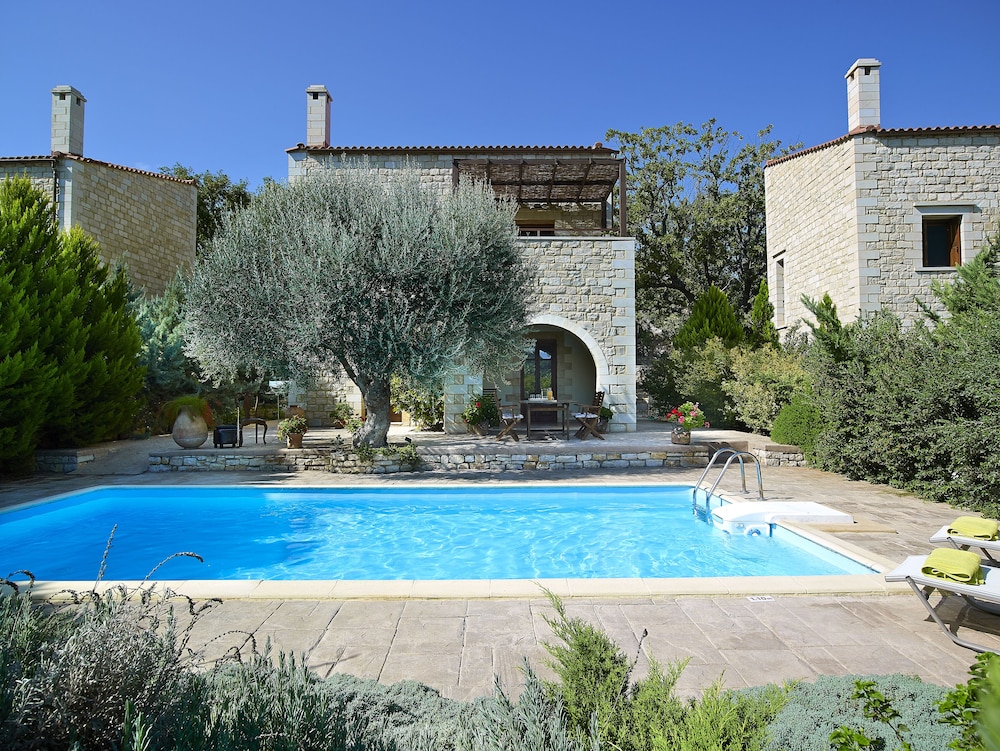 Vederi Estate