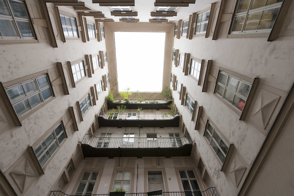 Heart of Vienna Apartments