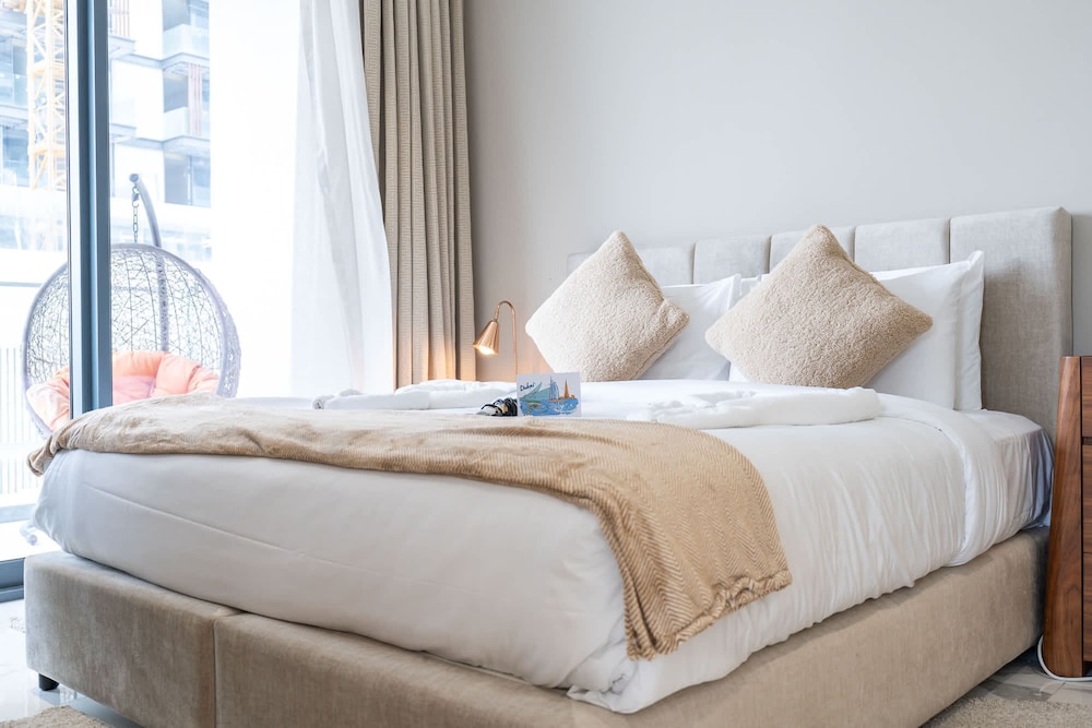 Cool 1-bedroom Apartment at The Pinnacle in Dubai Hills