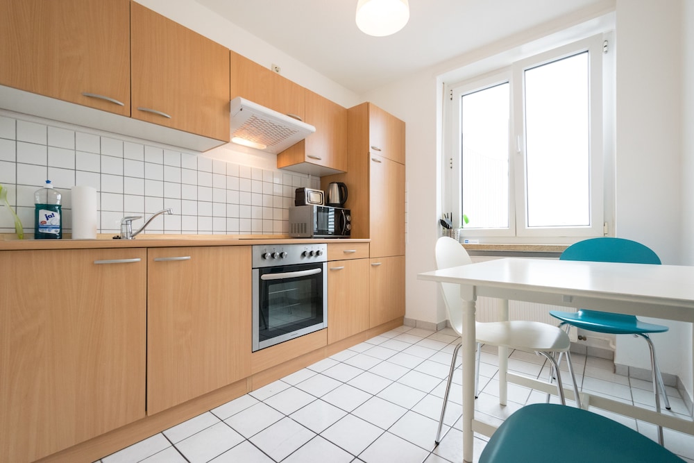 Frankfurt Vacations - Fair Apartments - Property Image 4