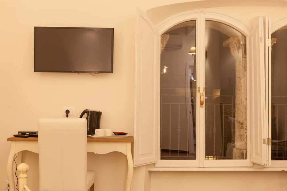 Donna Margherita Rome Suite & Rooms
