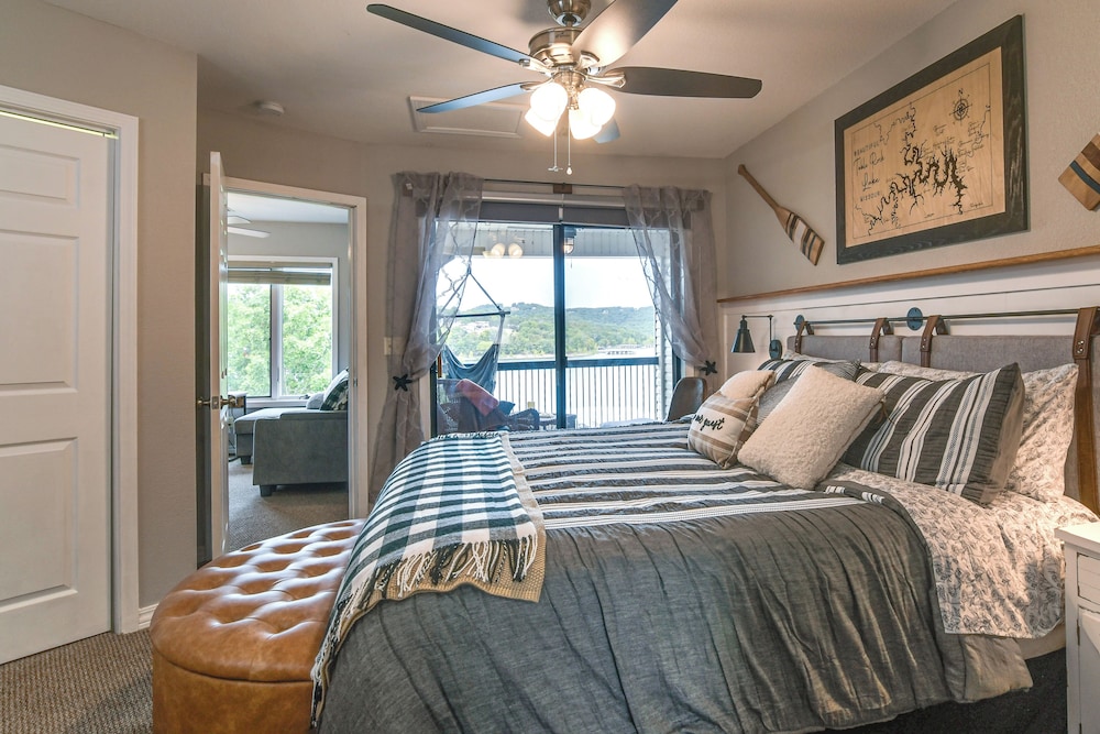 Table Rock Lake Retreat: Steps to Water & Pools!
