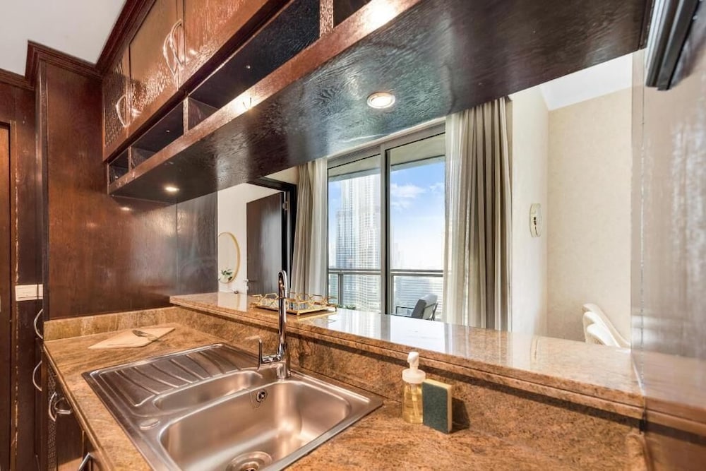 Durrani Homes - Grandiose 5BR Besides Dubai Mall with Burjkhalifa and Fountain view