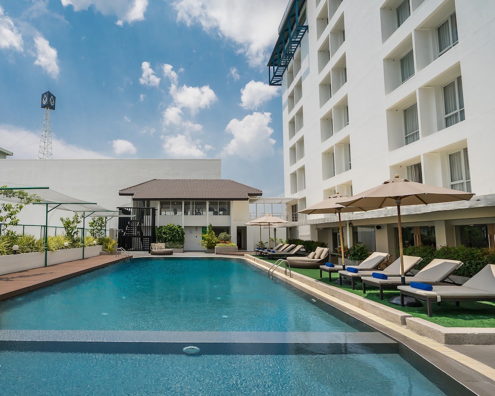 Rattanachol Hotel