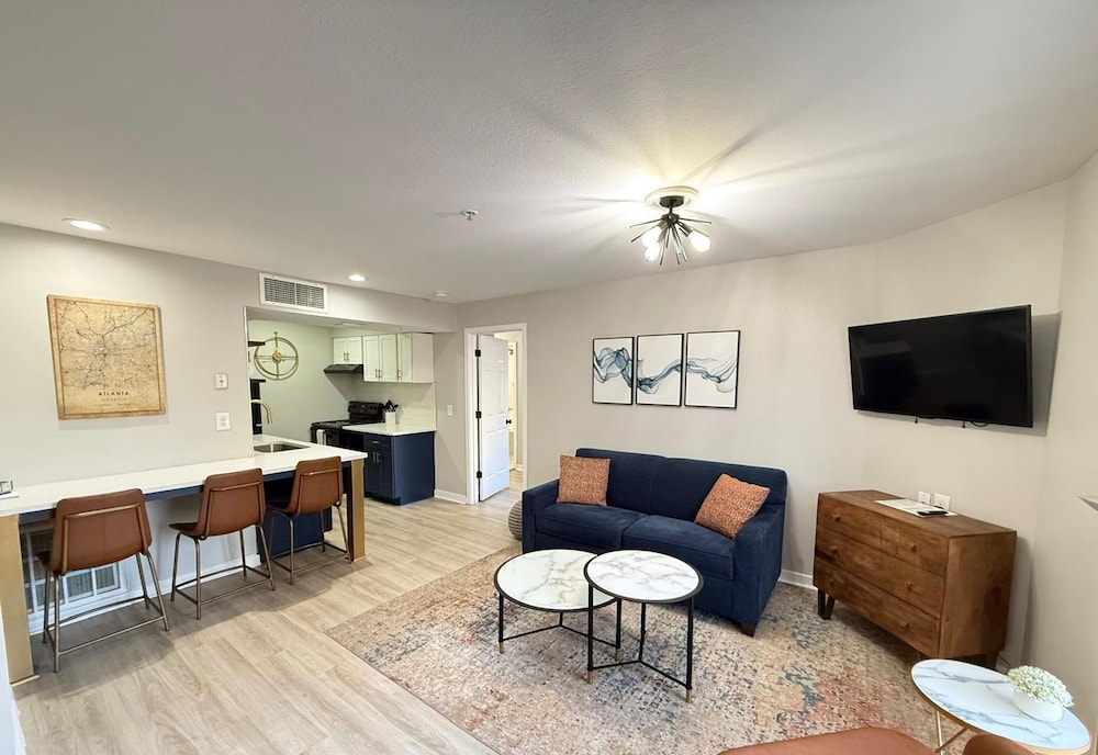 NEW Central Buckhead Apt Atlanta Gem