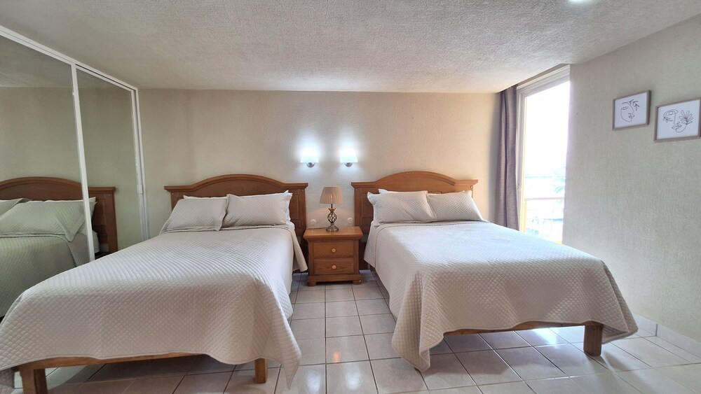 Ocean view 2BR Condo downtown Cozumel