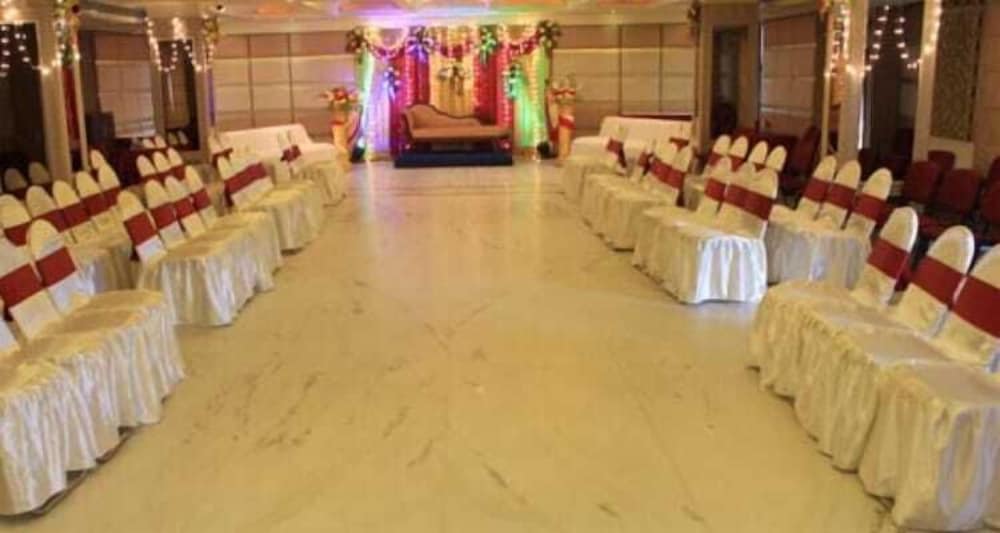meeting & event spaces
