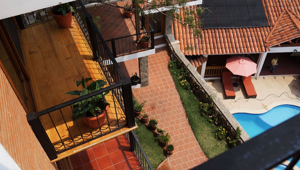 Atitlan Villas Qanajuyu