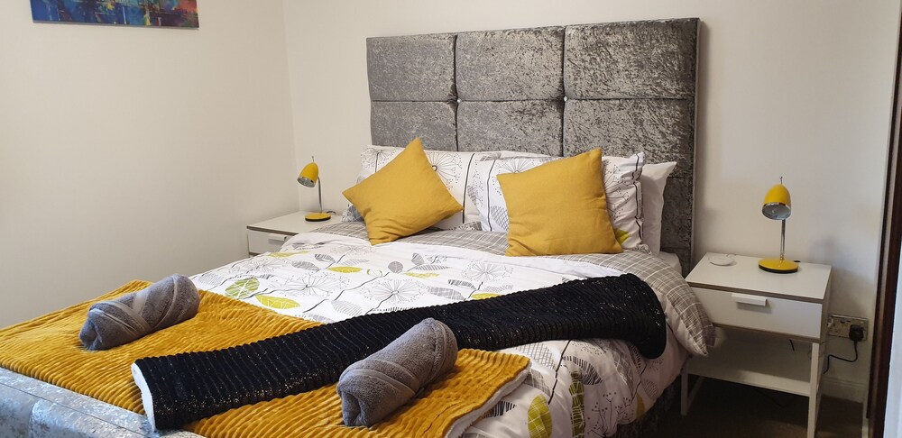 Beach Apartment - Kirkcaldy view 2