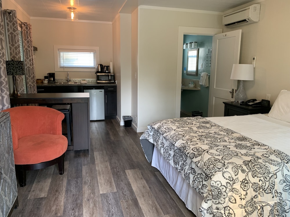 Ashland Vacations - Palm Cottages - Property Image 38