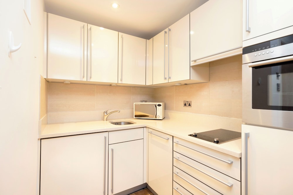 Superb Flats in the Heart of Edinburgh